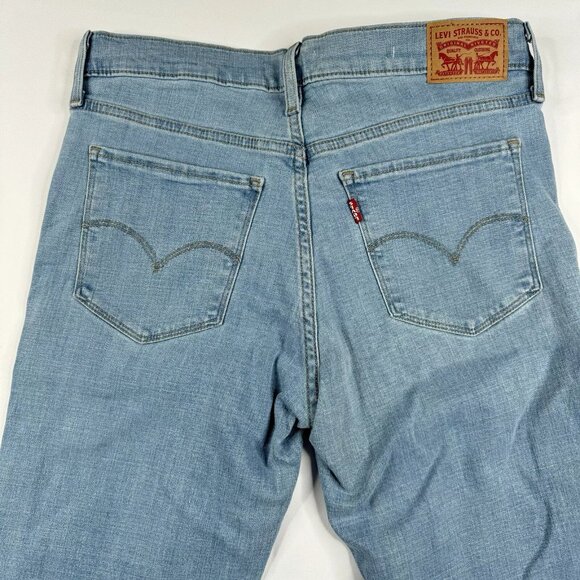 NEW Levi's 314 Shaping Straight Jeans Women's 28x32 Mid Rise Light Blue - Picture 7 of 7